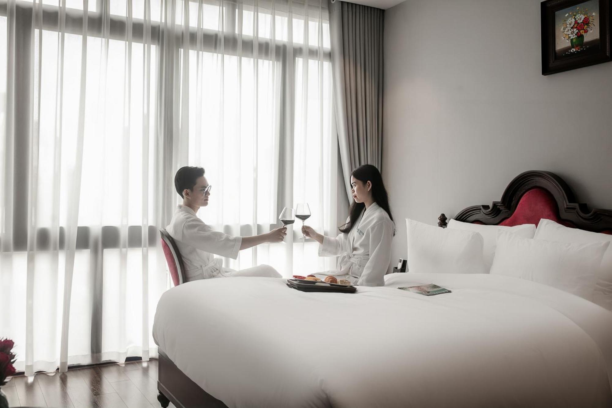 Serene Central Hotel Hanoi Eksteriør billede