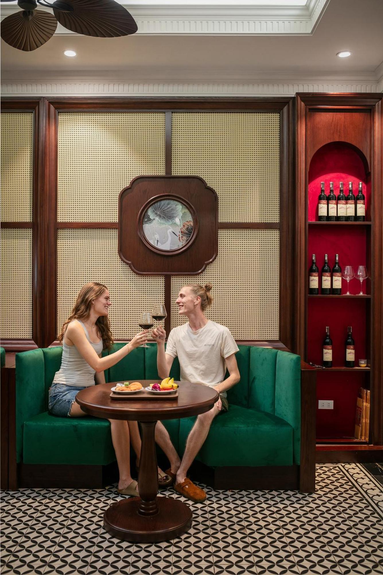 Serene Central Hotel Hanoi Eksteriør billede
